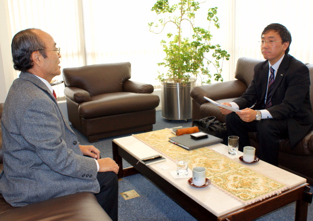 A-12-01-20-livro-jetro-aa-480