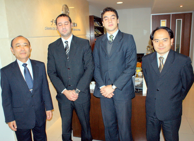 A-11-05-13-zeca-aaa-330