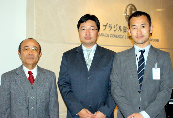 A-12-01-20-livro-racuracu-aa-480